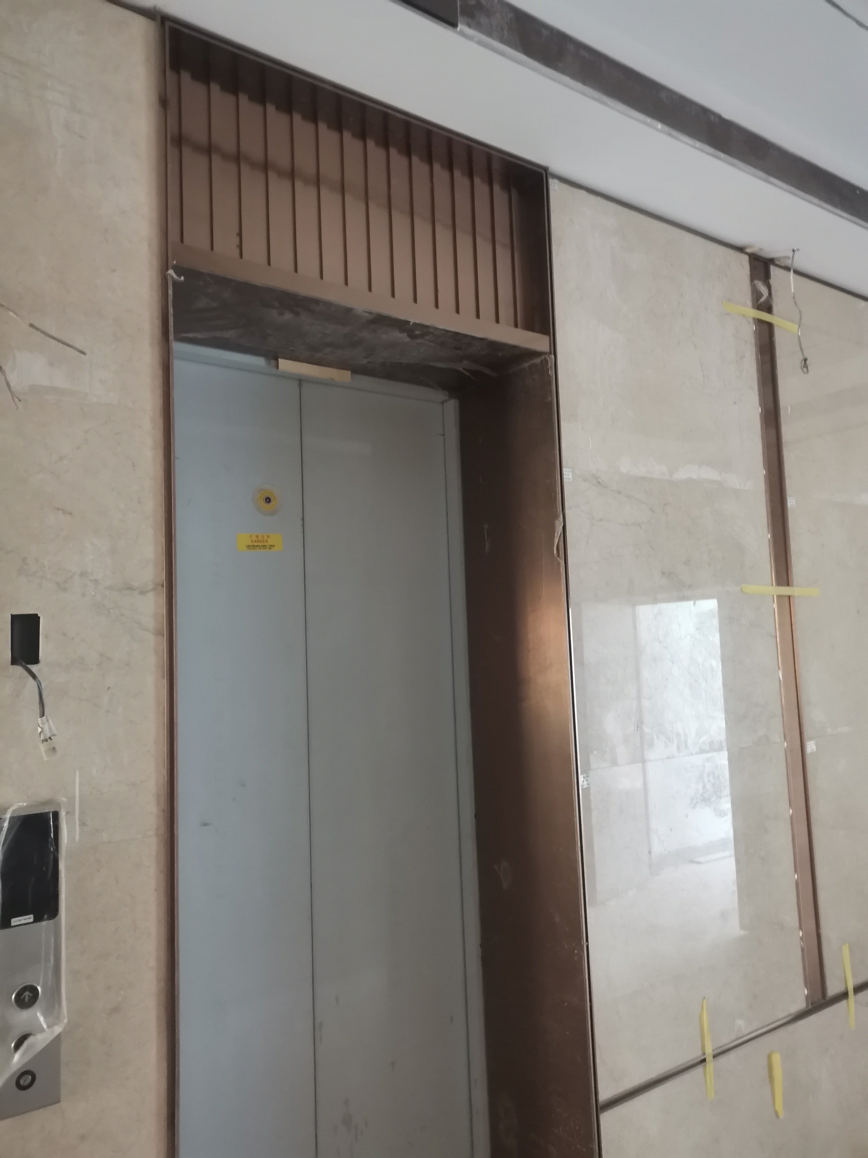 不锈钢电梯门套